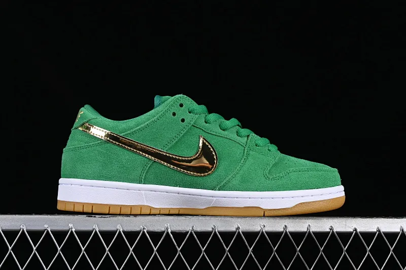 All categories Nk SB Dunk series Nk SB Dunk Low low-top sneakers Nk SB Dunk Low Pro green gold SB smashed backboard fashion casual sneakers BQ6817-303